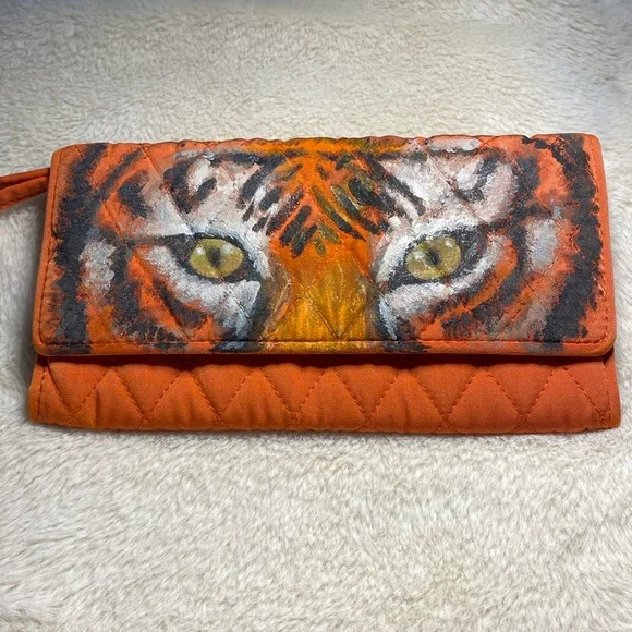 SOLD Hand-Painted Tiger’s Eye Quilted Wallet ‘Staring Contest’ - Picture 1 of 15